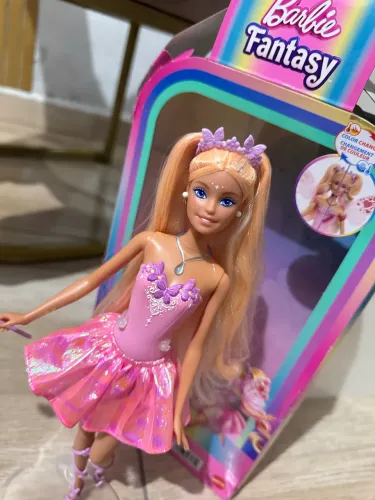 Barbie fada das cores