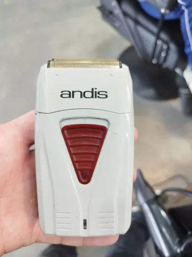 Barbeador shaver andis