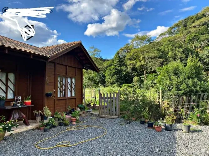 LINDA CASA DE CAMPO NO QUIRIRI