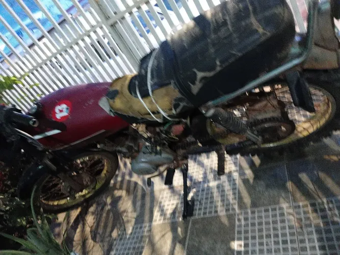 Vendo essa motocicleta
