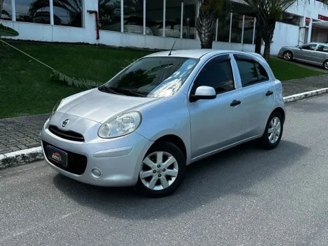 Nissan March S 1.0 16V Flex Fuel 5P 2013