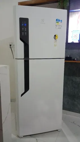 Geladeira Electrolux Frost Free bem conservada510 litros 