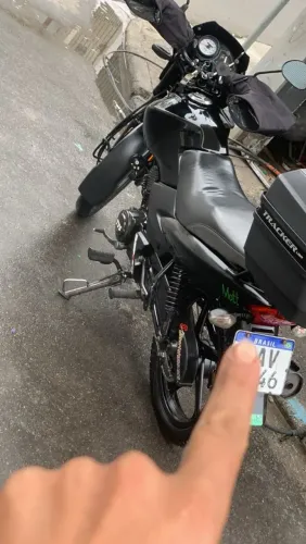 Ótima moto econômica. Baixo custo de manutenção..só tranferir e ser feliz