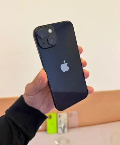 iPhone 14 impecável