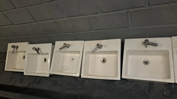 Cuba Deca branca de embutir 