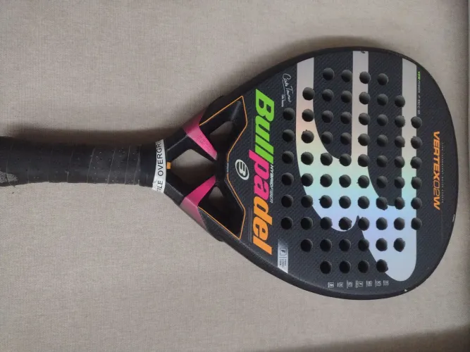 Raquete de padel Bull padel Vertex 02w excelente estado
