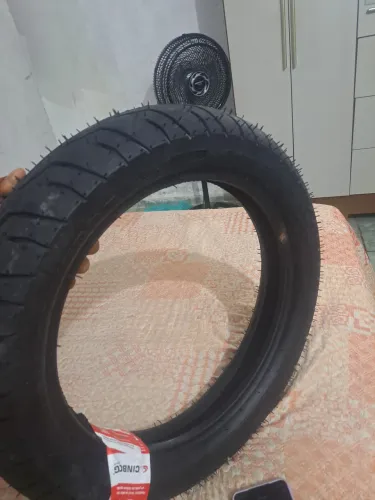 Pneu 110/80 aro 14