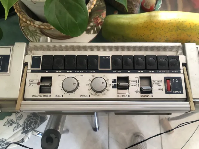 ? Rádio Boombox Silver STW45 (Anos 80)