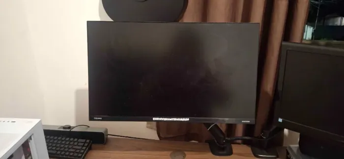 Monitor Gamer Odyssey G30 24" 144Hz 1ms + Braço Articulado a Gás + Cabo DP 5m