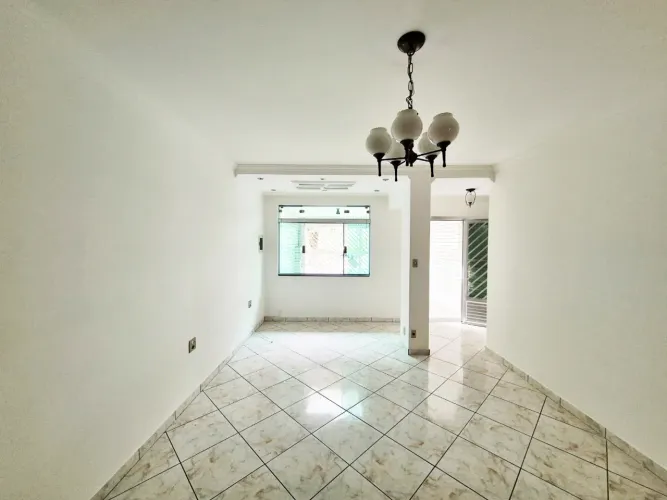 Sobrado para venda em Vila Cláudia com 2 quartos, 126m²