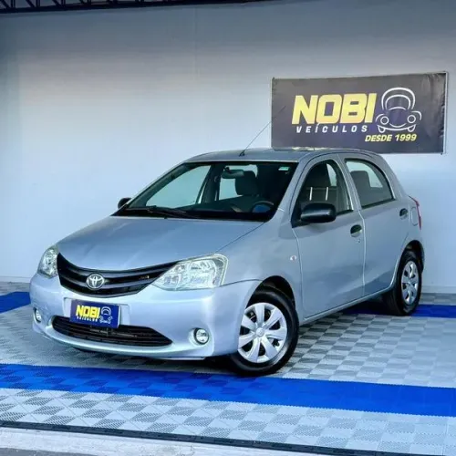 Toyota Etios 1.3 Flex 16V 5P Mec. 2013