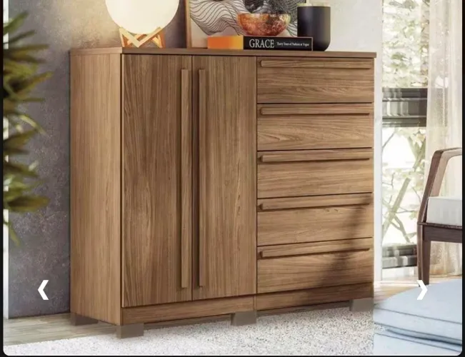 Cômoda c/ 2 portas e 5 gavetas Sto Andirá