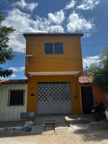 Vende-se uma duplex na cidade itapaje/ce 
