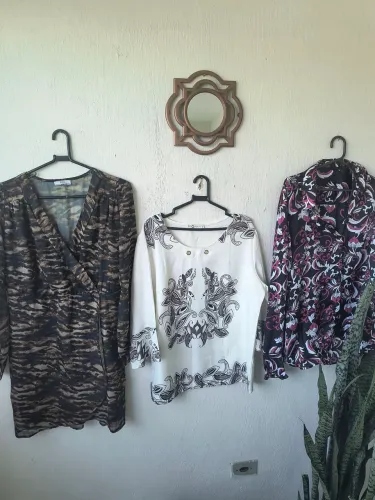 Lote de ROUPAS TAM 40/ 15 peças 