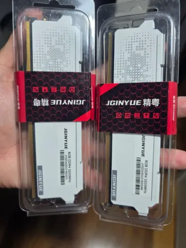 (NOVA) Memória Ram 16GB (2x8GB) 3200MHz, DDR4 JGINYUE