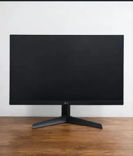 Monitor LG Ultragear 24 IPS 180Hz Zero!