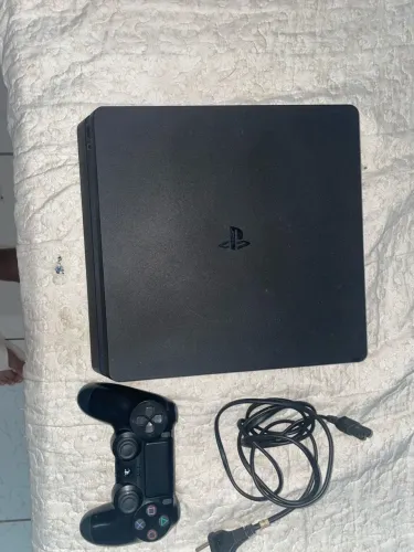 Ps4 500gb com GTA 5 físico