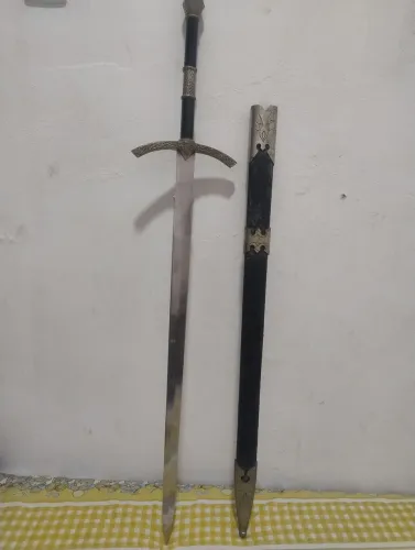 Espada do Rei bruxo do Senhor dos anéis
