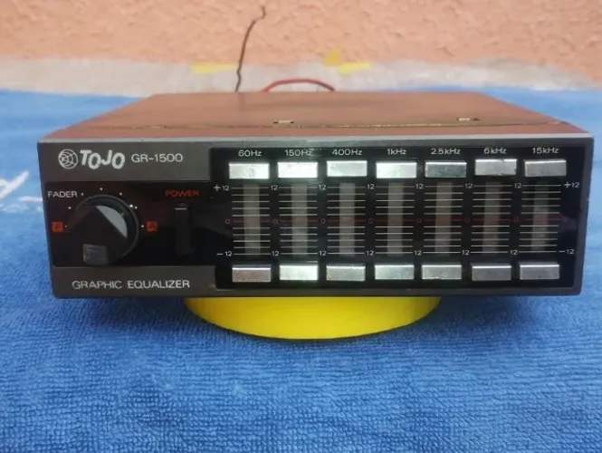 tojo amplificador e equalizador modelo gr 1500 com leds modelo raro revisado funcionando