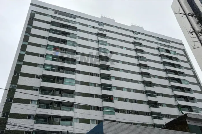 Casa Amarela: Apartamento 02 Quartos com piscina - Ótimo Preço!