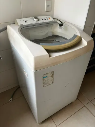 Máquina de Lavar Brastemp Ative! 11kg - Excelente Estado e Pronta para Uso