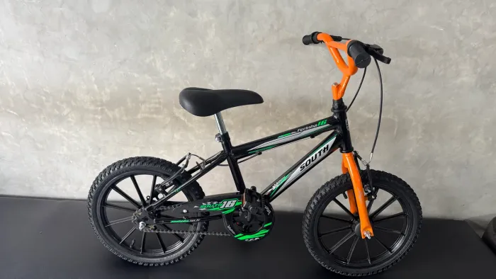 Bike Estilo BMX aro 16