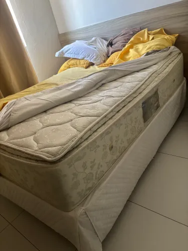 Cama box casal mola ensacada.