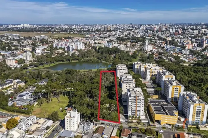 Terreno residencial à venda no Bacacheri, Curitiba: ideal para construir