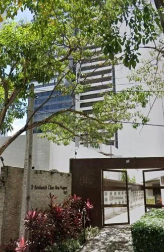Apartamento de 52m² para alugar, com 2 quartos (1 suíte), localizado em Boa Viagem, Recife
