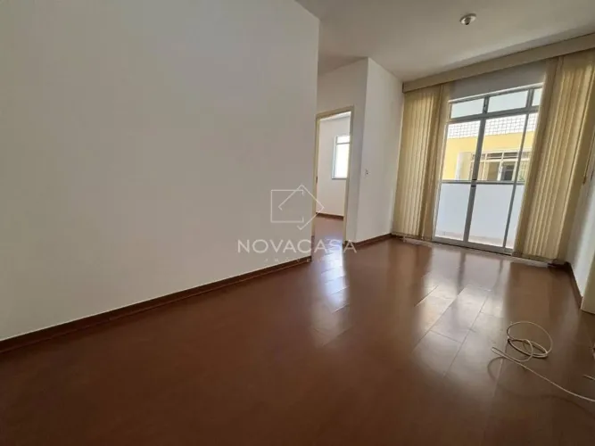 Apartamento com 2 dormitórios à venda, 70 m² por R$ 345.000 - Planalto - Belo Horizonte/MG