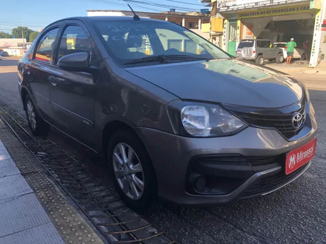 Toyota Etios X Plus Sedan 1.5 Flex 16V 4P Mec. 2019