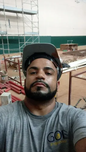 Ajudante de serviço gerais