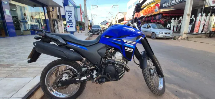 Yamaha XTZ Lander 250 ABS - R$ 20.500