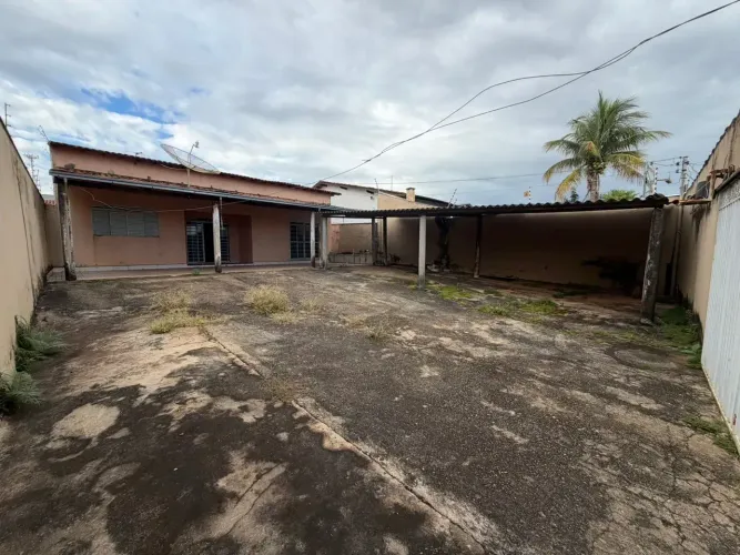 Casa a venda no JK nova capital