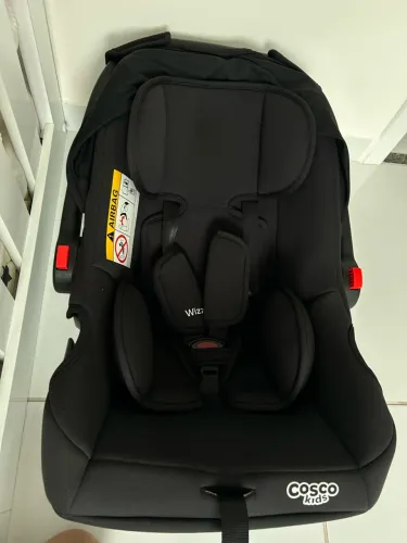 Bebê conforto Cosco Kids Preto