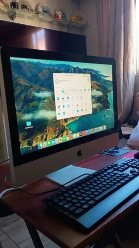 Vendo computador da Apple super conservado completo