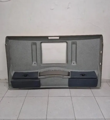Forro de teto dianteiro (com console) para a cabine dos caminhões Mercedes-Benz Axor ou At