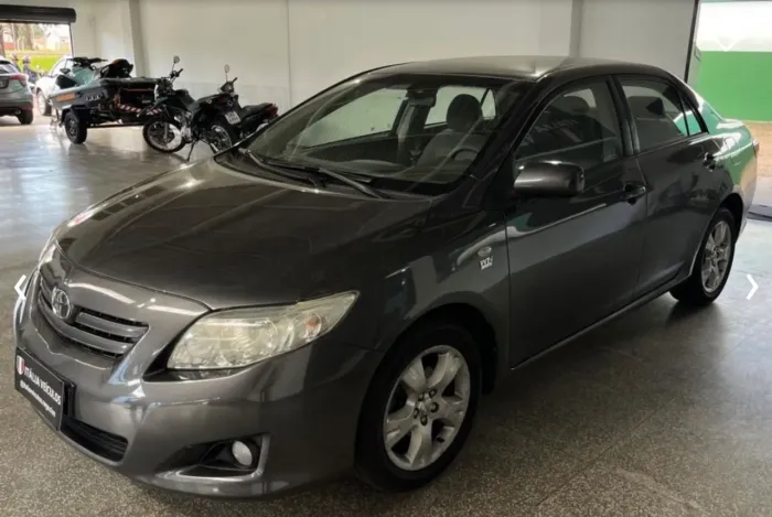 Toyota Corolla GLI 1.8 Flex 16V Aut. 2011