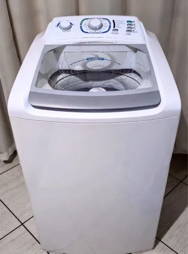 Máquina de lavar Electrolux 10kg