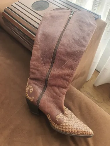 Bota feminina couro legitimo