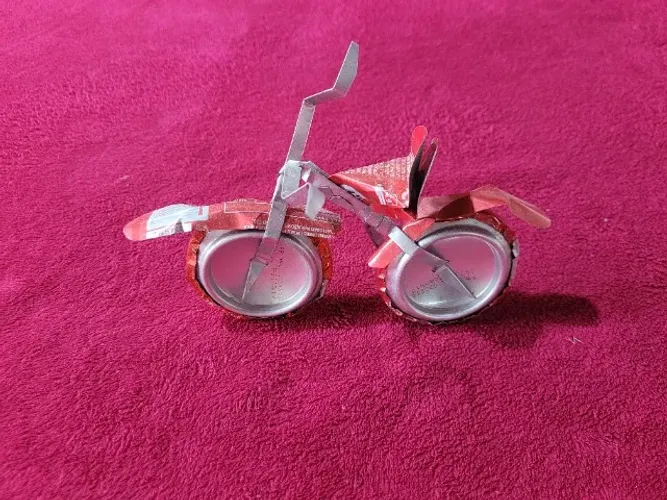 Bicicleta Motinha Moto de Alumínio Decoração Artesanato de Coca-Cola