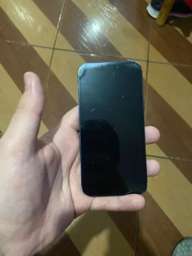 iphone 12 mini usado em bom estado