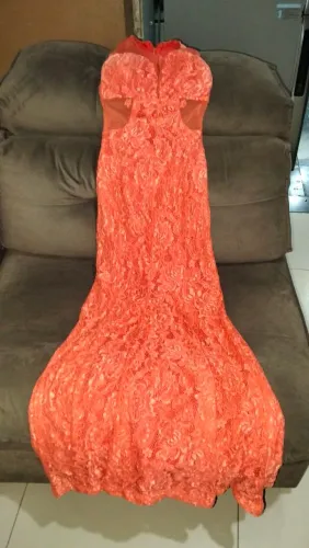 Vestido para festa , altura 150cm ,busto 31cm(62cm)total ,cintura 28cm(56cm)total