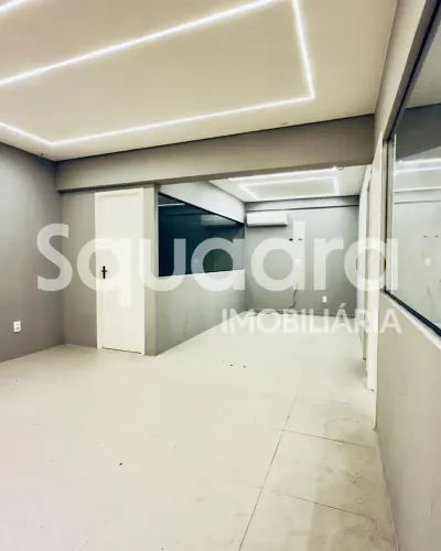Sala Comercial de 70 m² para Alugar no Pátio Papicu  Av. Eng. Santana Júnior