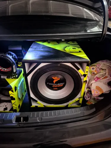 Vem meu Som do carro 2.500