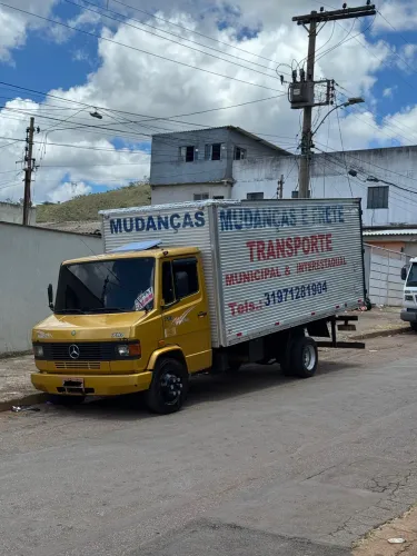 CAMINHÃO DISPONÍVEL