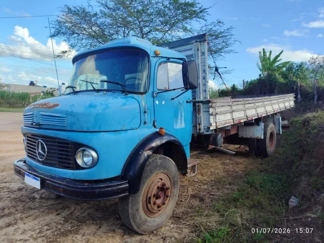 Vendo caminhão 11/13 de carroceria 