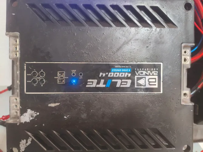 Peças de som automotivo