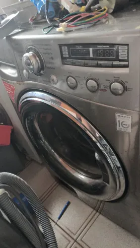 Lava e Seca LG 12kg 220v