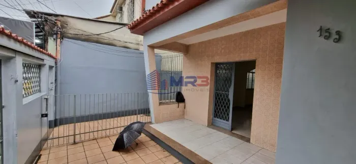 Casa para locação com 2 quartos em Marechal Hermes